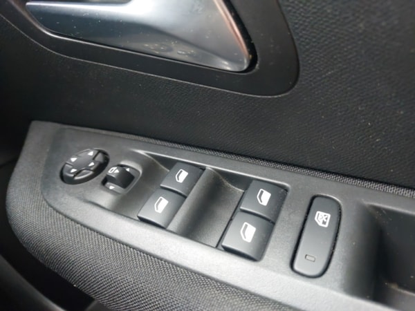Used Peugeot 208 2022 for sale - 76134764: Photo 19