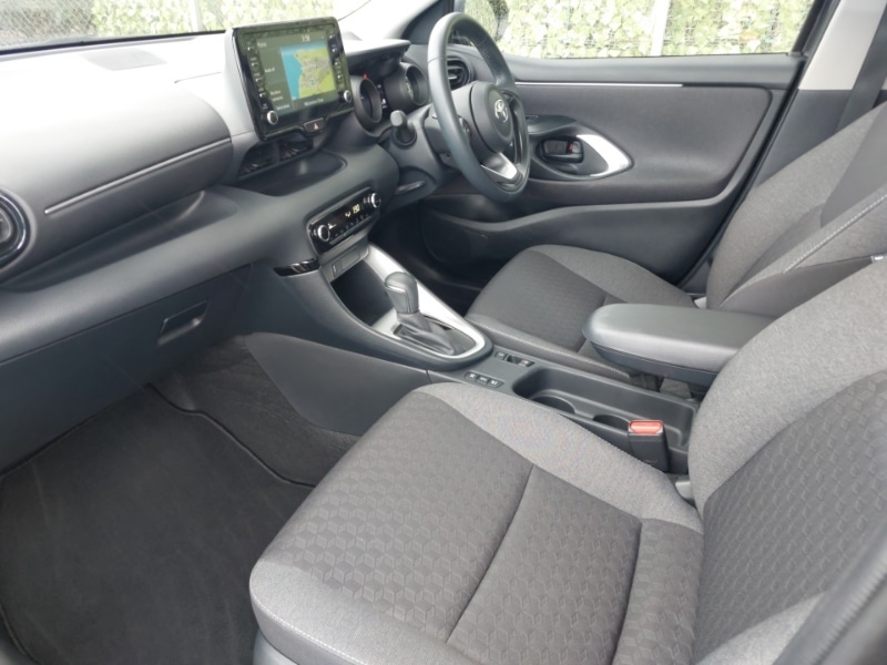 Used Toyota Yaris 2023 for sale - 78132819: Photo 5