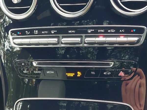 Used Mercedes-Benz C-Class 2018 for sale - 76213469: Photo 17
