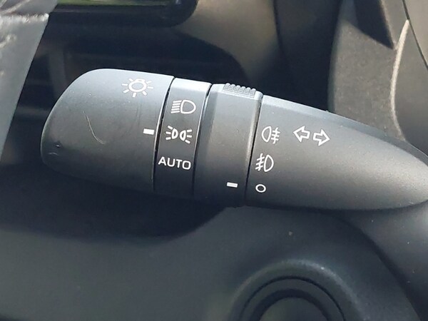 Used Mazda Mazda2 HYBRID 2025 for sale - 75976819: Photo 17