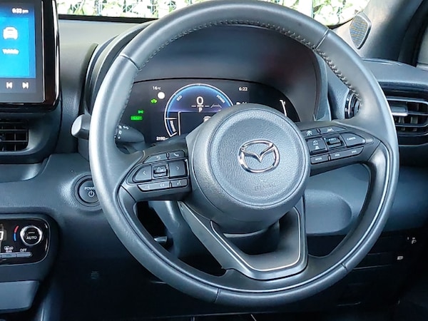 Used Mazda Mazda2 HYBRID 2025 for sale - 75976819: Photo 7