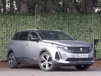 Used Peugeot 5008 2023 for sale - 79538565: Photo