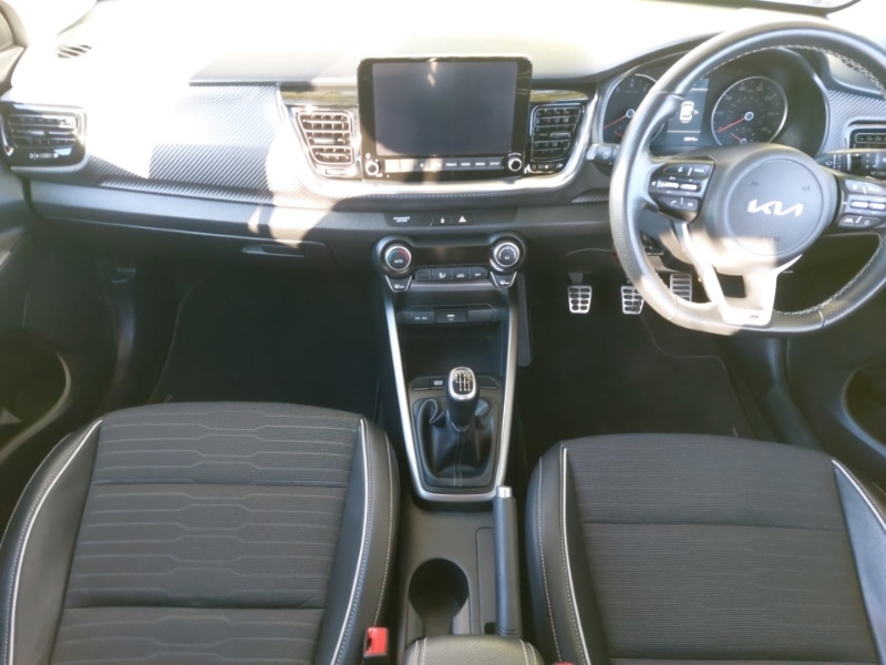 Used Kia Stonic 2022 for sale - 76628841: Photo 2