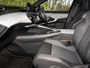 Used Peugeot 3008 2025 for sale - 77611043: Photo