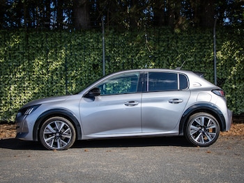 Used Peugeot 208 2023 for sale - 79243007: Photo