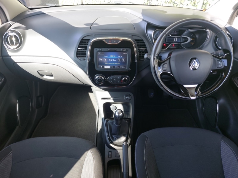 Used Renault Captur 2015 for sale - 78203240: Photo 2