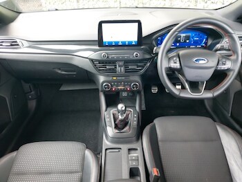 Used Ford Focus 2021 for sale - 78440813: Photo