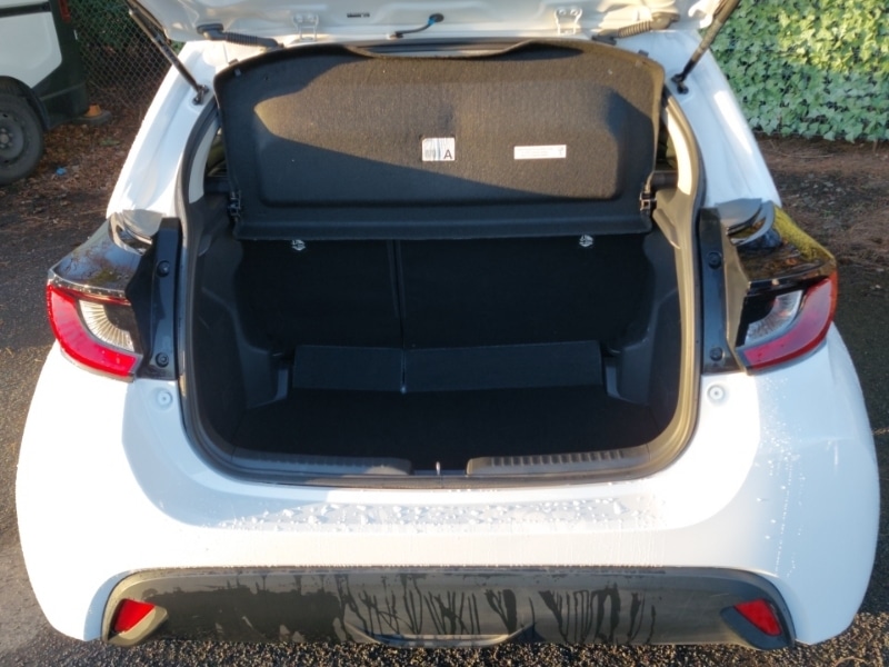 Used Toyota Yaris 2023 for sale - 77012558: Photo 8