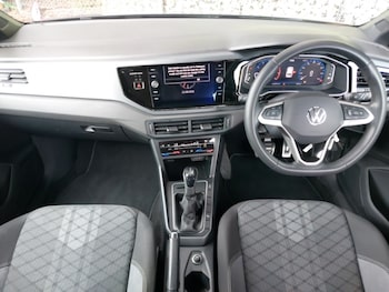 Used Volkswagen Polo 2023 for sale - 79522952: Photo