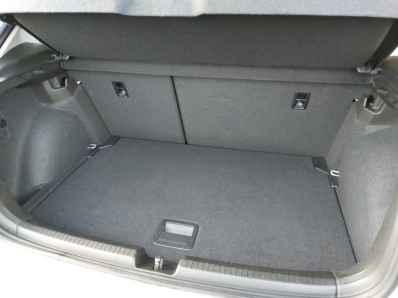 Used Volkswagen Polo 2023 for sale - 76498177: Photo 8