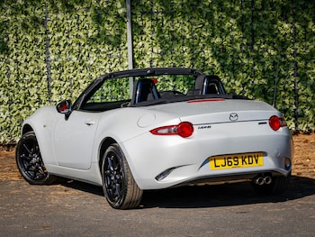 Used Mazda MX-5 2019 for sale - 76053176: Photo 3