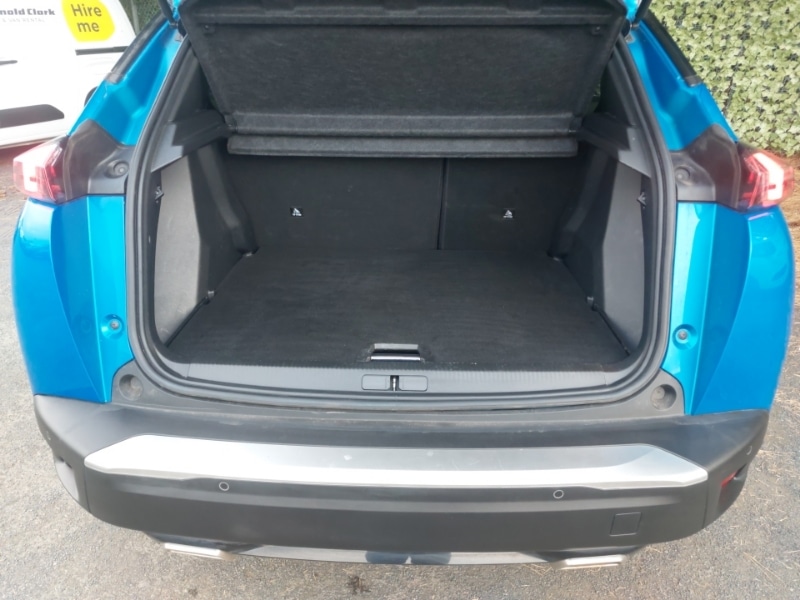 Used Peugeot 2008 2022 for sale - 76094057: Photo 8