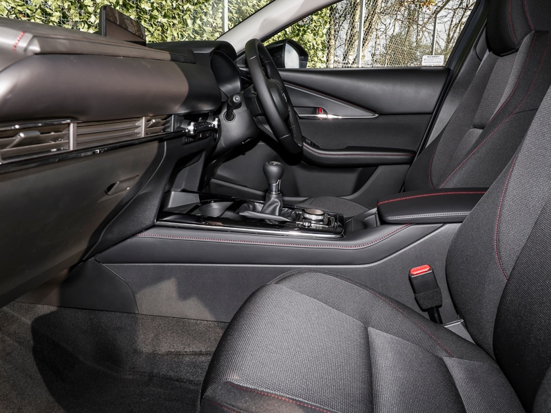 Used Mazda CX-30 2025 for sale - 76643905: Photo 2