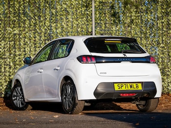 Used Peugeot 208 2021 for sale - 76643896: Photo