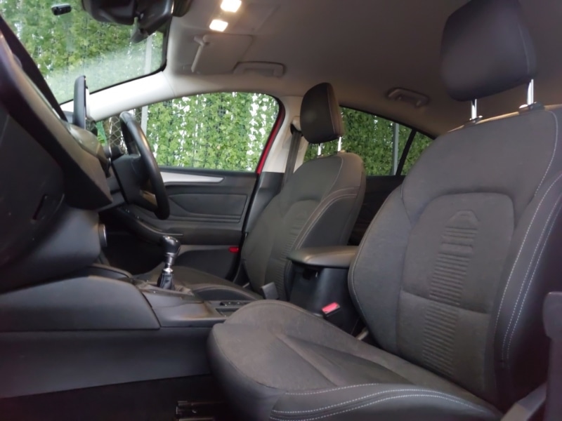 Used Ford Focus 2019 for sale - 77418655: Photo 5