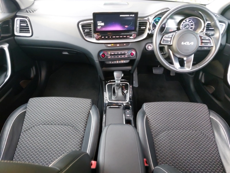 Used Kia XCeed 2023 for sale - 77273296: Photo 2