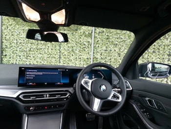 Used BMW 3 Series 2024 for sale - 76094017: Photo 2