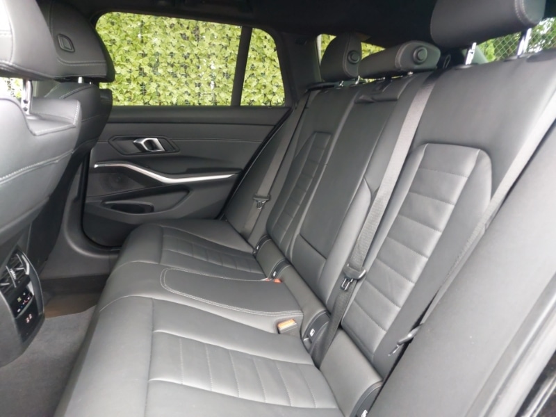 Used BMW 3 Series 2024 for sale - 76094017: Photo 6
