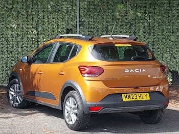 Used Dacia Sandero Stepway 2023 for sale - 79642383: Photo
