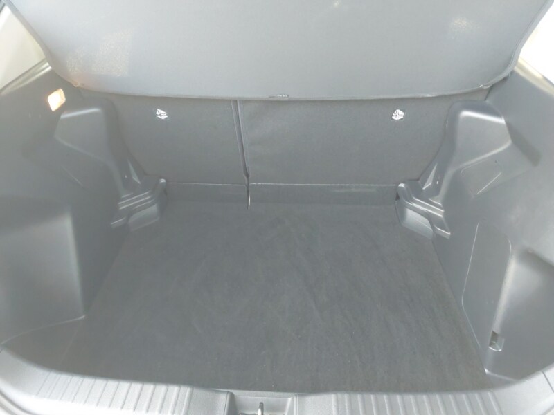 Used Toyota Yaris Cross 2023 for sale - 77585222: Photo 8