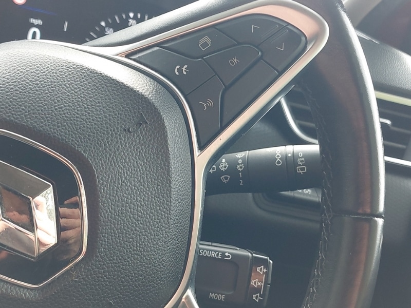 Used Renault Clio 2020 for sale - 76393139: Photo 14