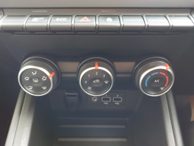 Used Renault Clio 2020 for sale - 76393139: Photo 17