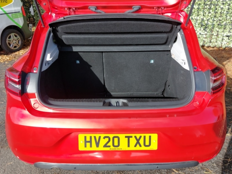 Used Renault Clio 2020 for sale - 76393139: Photo 8