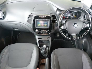 Used Renault Captur 2016 for sale - 79207781: Photo
