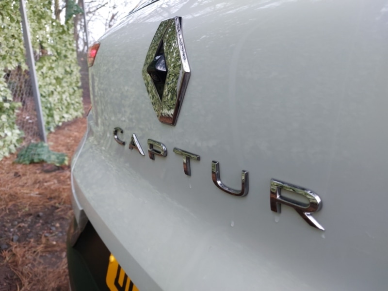 Used Renault Captur 2022 for sale - 76763596: Photo 12