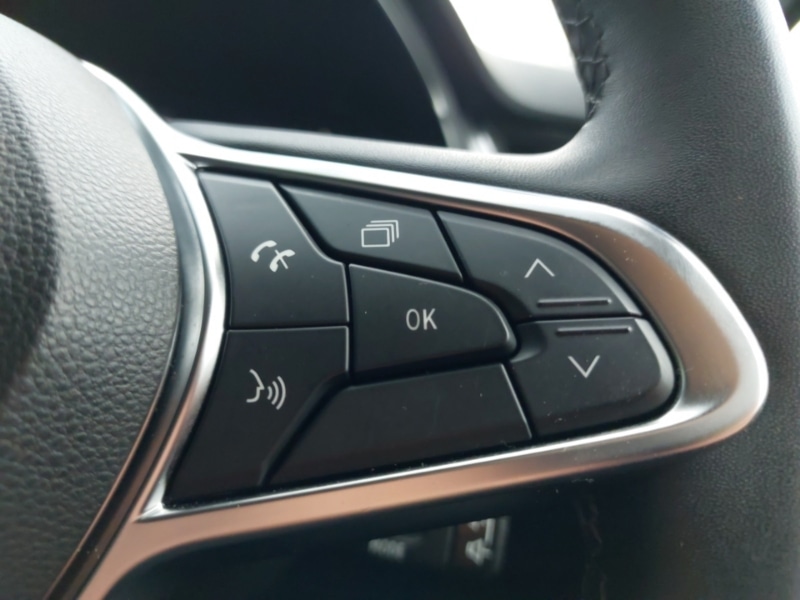 Used Renault Captur 2022 for sale - 76763596: Photo 18