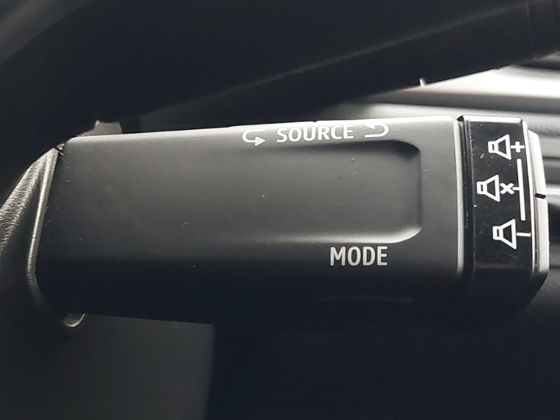 Used Renault Captur 2022 for sale - 76763596: Photo 19