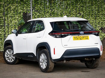 Used Toyota Yaris Cross 2023 for sale - 77611068: Photo