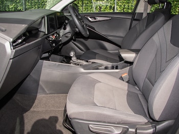 Used Kia Niro 2023 for sale - 78440850: Photo