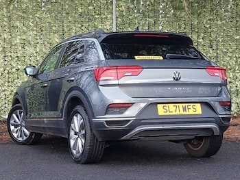 Used Volkswagen T-Roc 2021 for sale - 77039414: Photo