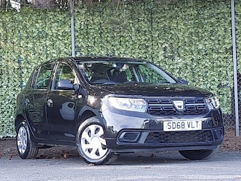 Used Dacia Sandero 2018 for sale - 78998443: Photo
