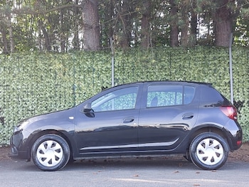 Used Dacia Sandero 2018 for sale - 78998443: Photo