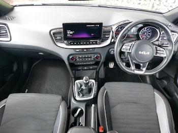 Used Kia Ceed 2022 for sale - 78560180: Photo