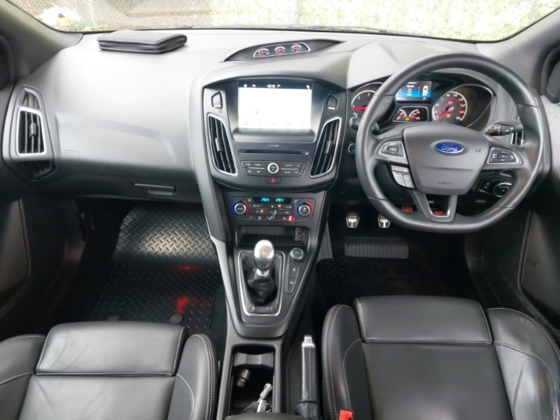 Used Ford Focus 2017 for sale - 78132802: Photo 2