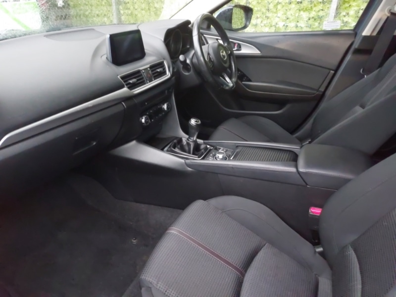 Used Mazda Mazda3 2018 for sale - 76456127: Photo 5