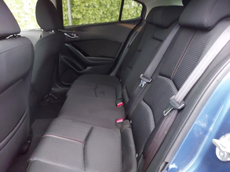 Used Mazda Mazda3 2018 for sale - 76456127: Photo 6