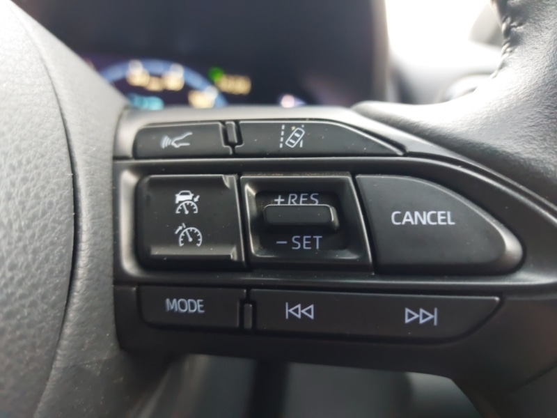 Used Toyota Yaris Cross 2022 for sale - 76834594: Photo 16