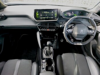 Used Peugeot 2008 2022 for sale - 77695014: Photo