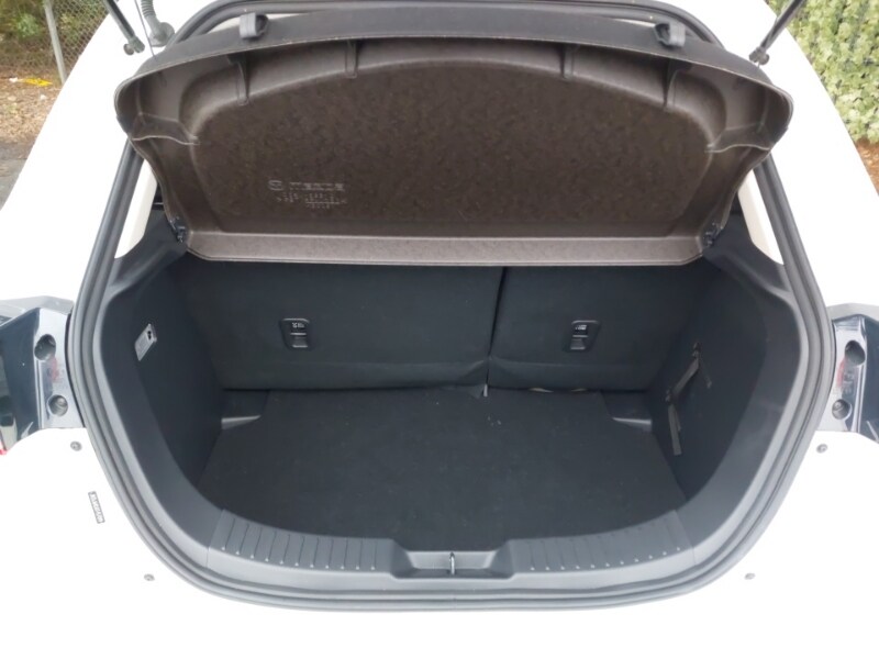 Used Mazda Mazda2 2023 for sale - 77418666: Photo 8