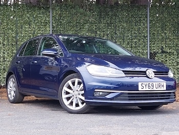 Used Volkswagen Golf 2019 for sale - 76055226: Photo