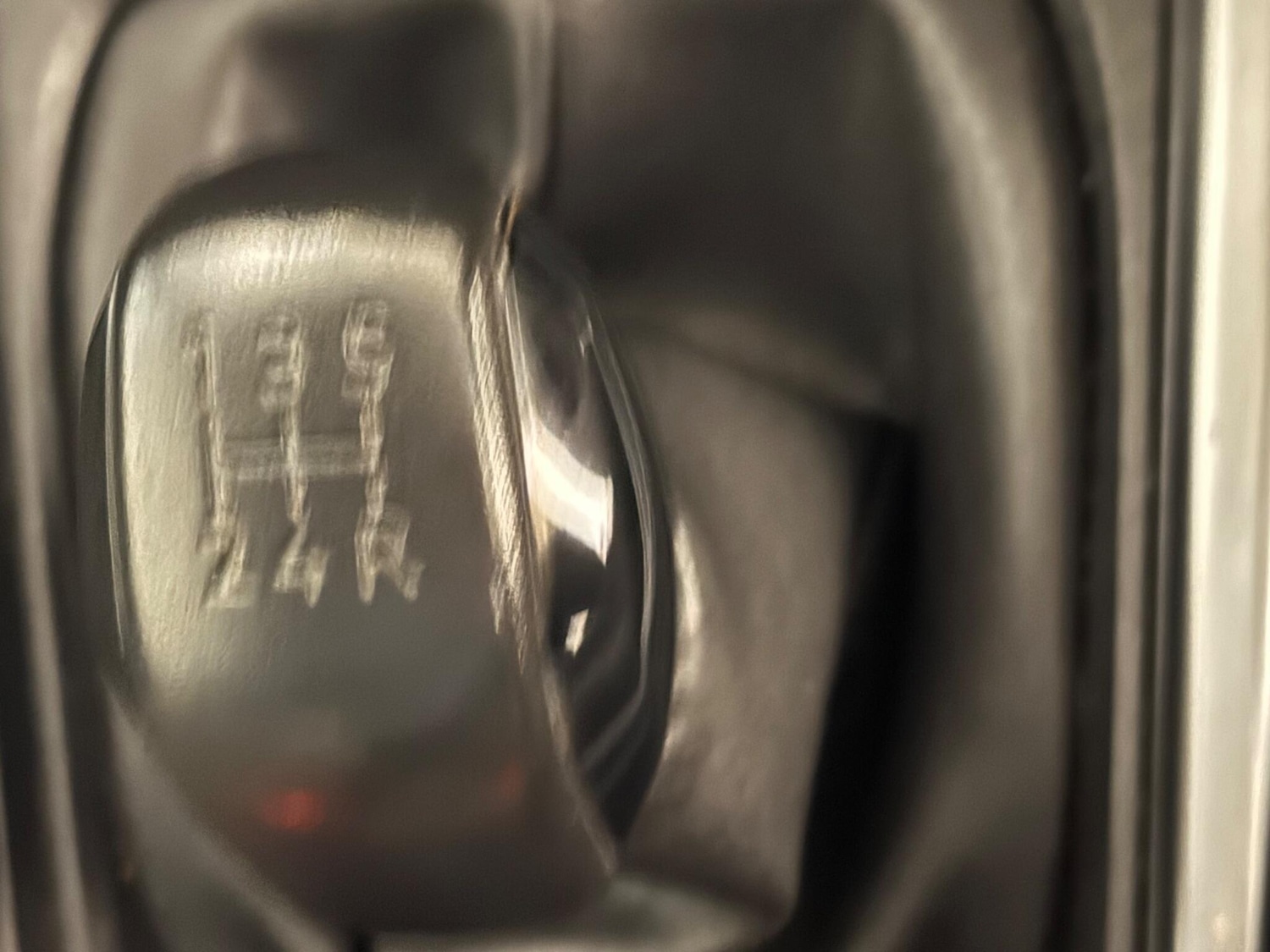 Used Peugeot 2008 2016 for sale - 76997852: Photo 10