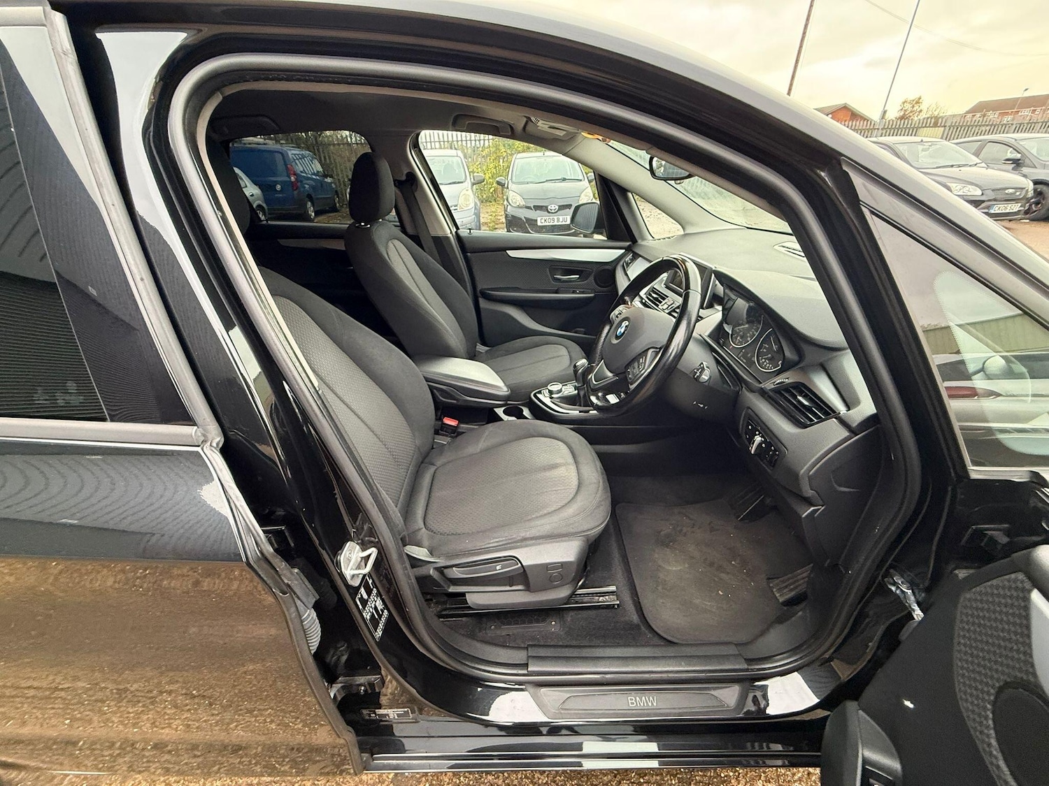 Used BMW 2 Series 2017 for sale - 76898849: Photo 12