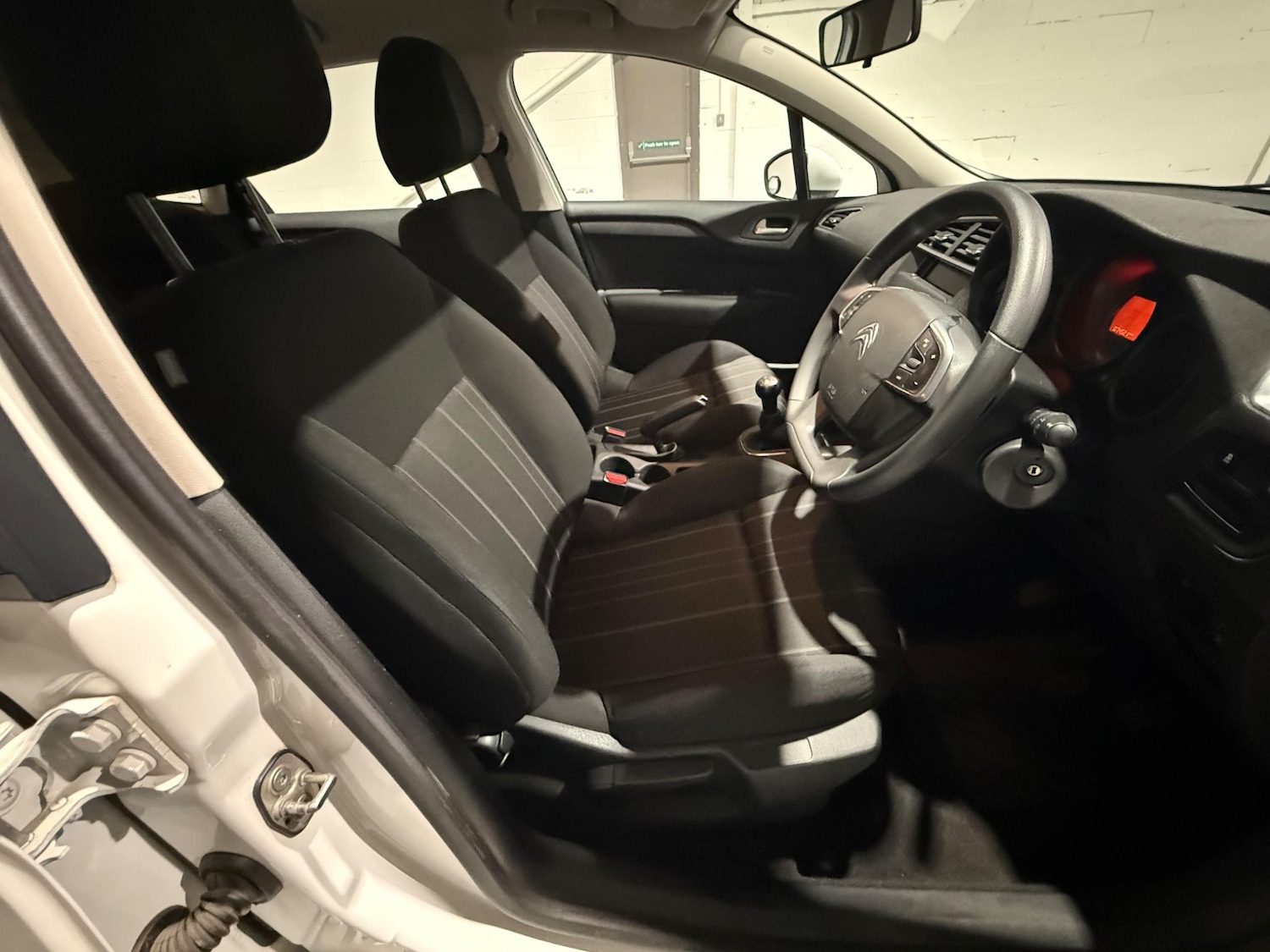 Used Citroen C4 2014 for sale - 76993864: Photo 13