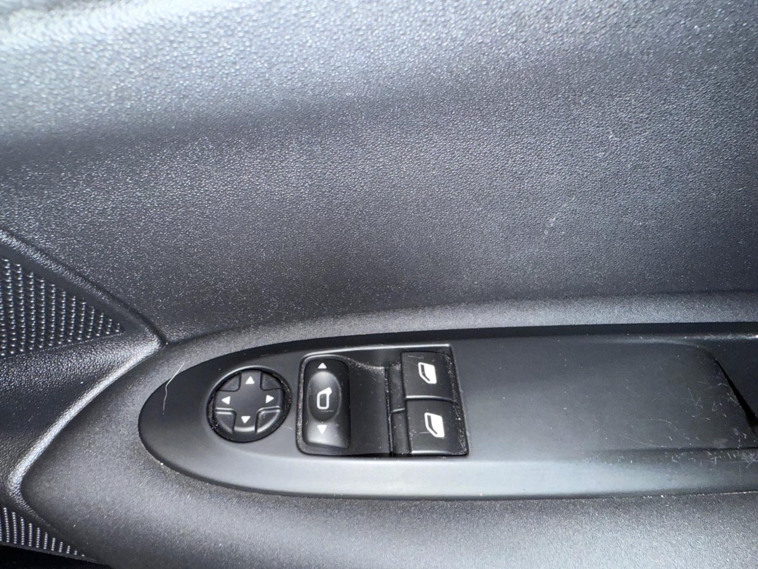 Used Citroen C4 2014 for sale - 76993864: Photo 19