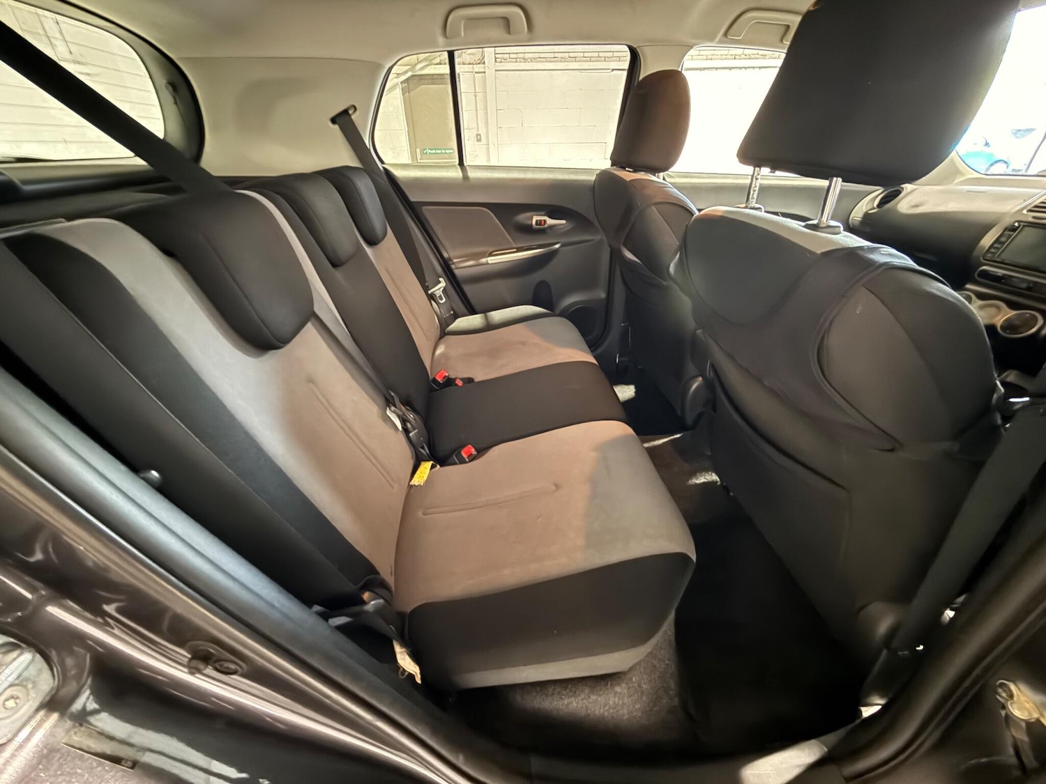 Used Toyota Urbancruiser 2011 for sale - 76992354: Photo 15