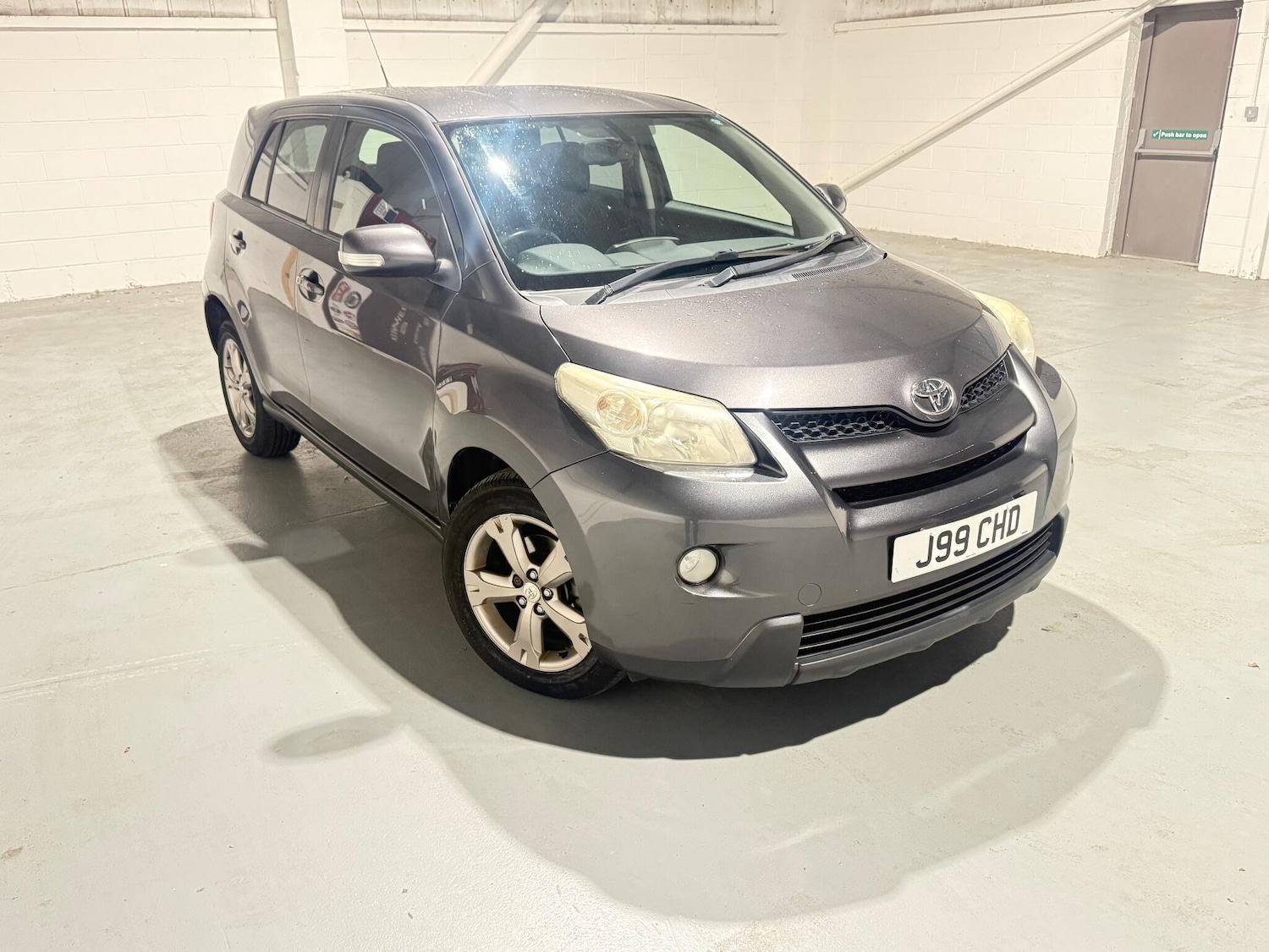 Used Toyota Urbancruiser 2011 for sale - 76992354: Photo 4